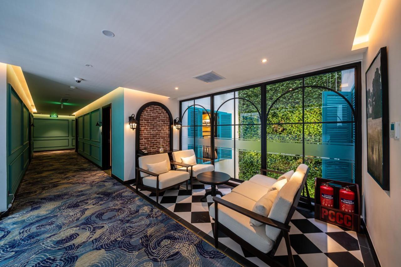 Potique Hotel Nha Trang Exterior photo